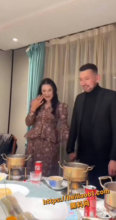 新疆Sadakat性爱视频26