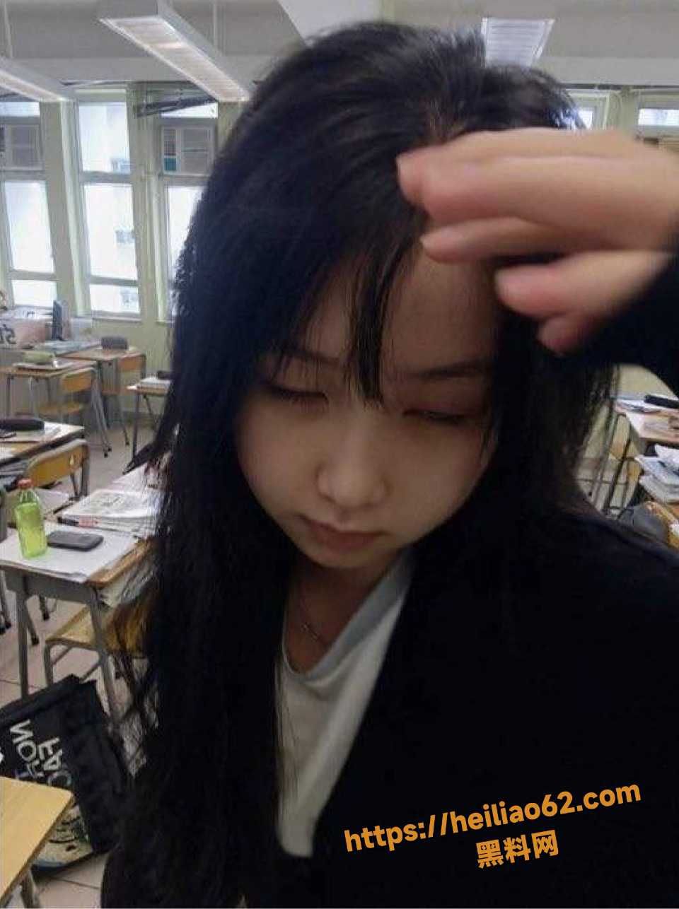 港台学生妹李亦菲黑料曝光1