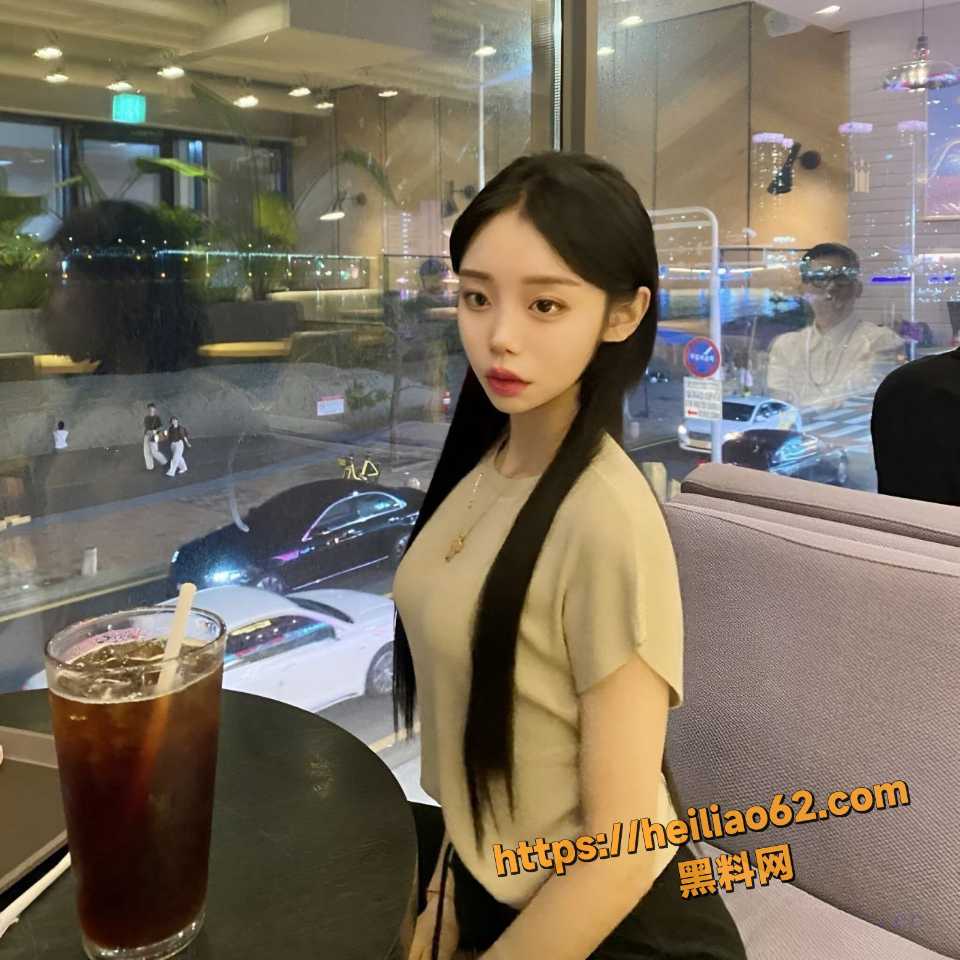 韩国曾伊自慰视频4