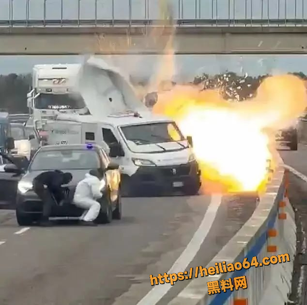 SS613高速公路抢劫视频5