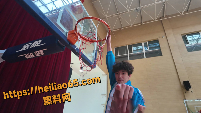 抖音百万网红 晗少 李逸晗 曝光前男友 丛睿言  酒店出轨队友女友 骚扰女生证据实锤