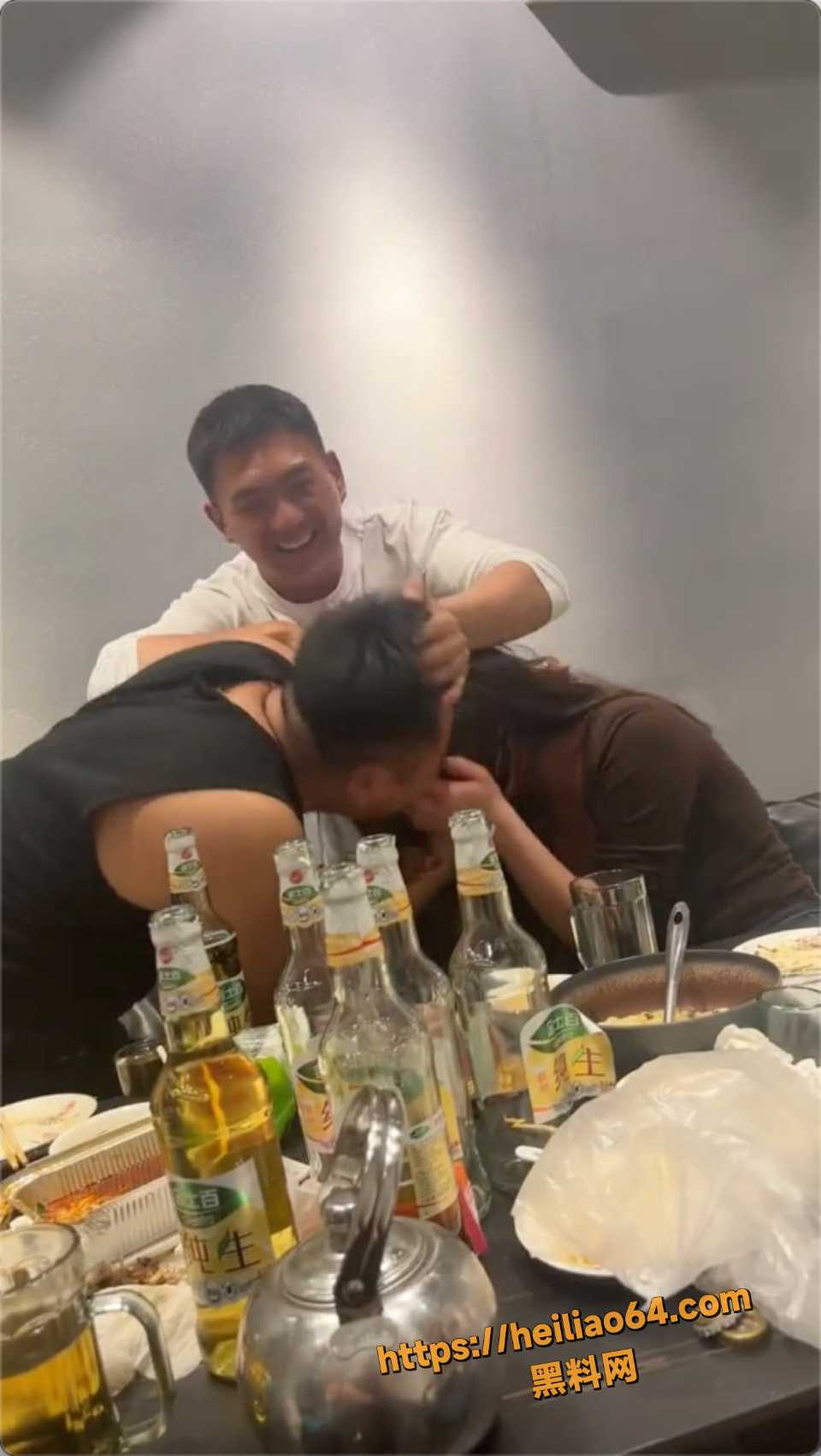 老婆抓奸现场视频曝光1