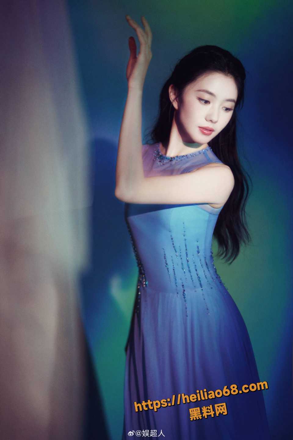  春晚刘浩存最不华丽妆容却最美讨论3