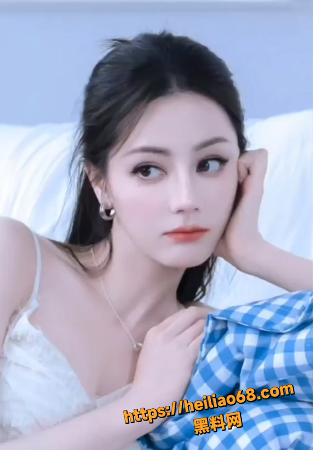 迪丽热巴春晚变身人鱼公主15