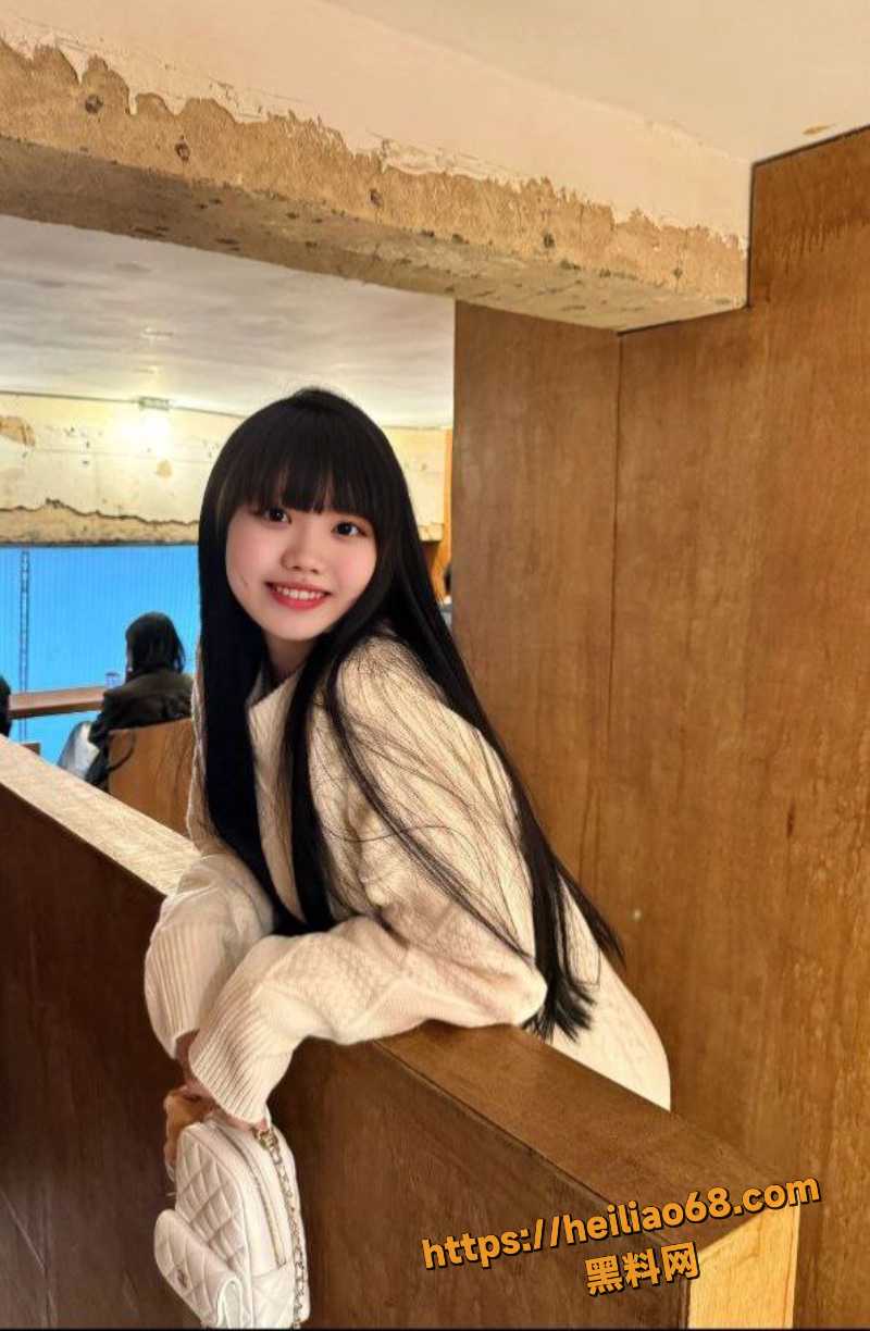 广西精神小妹自慰视频