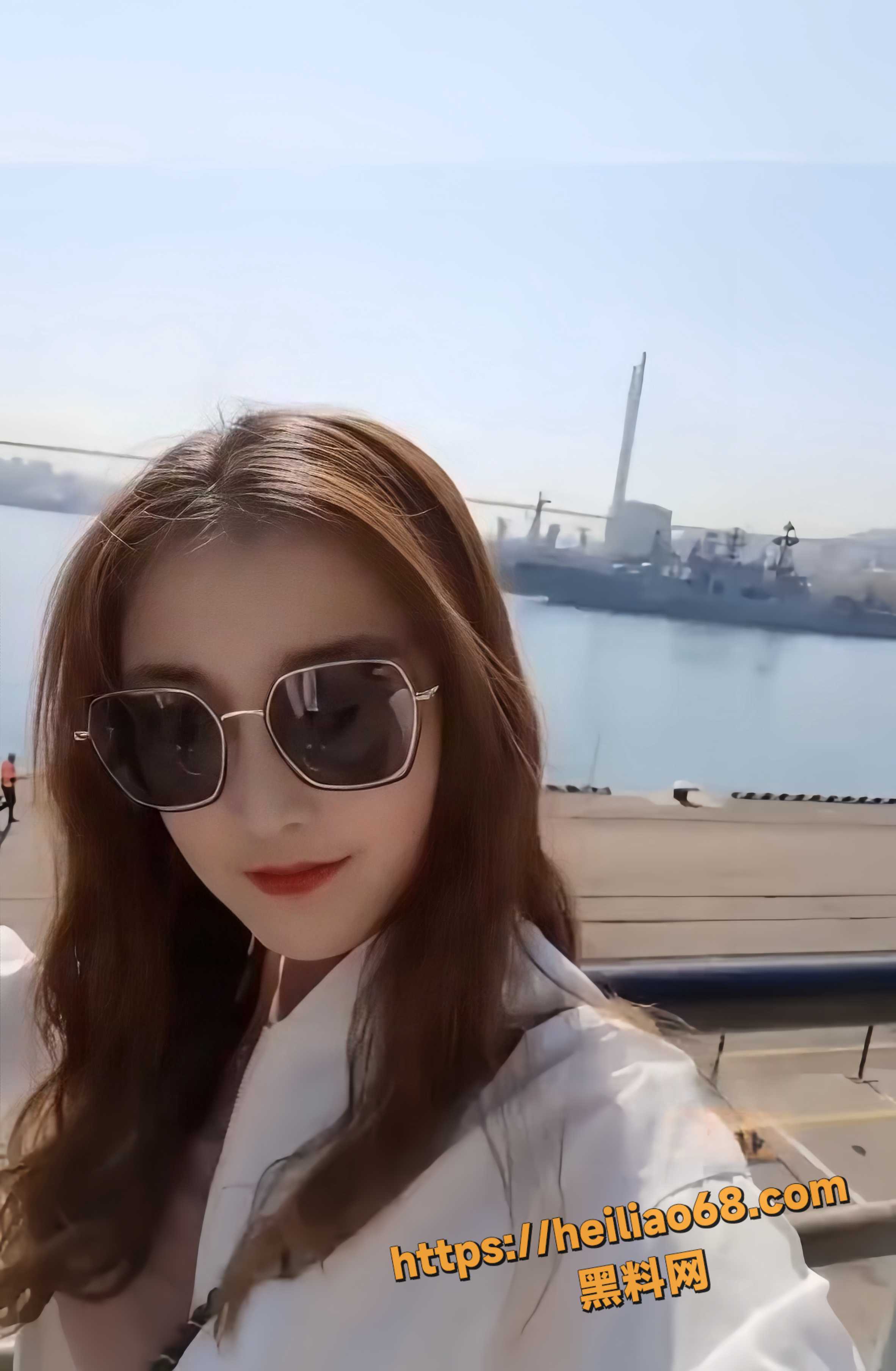 女友私下加男生微信