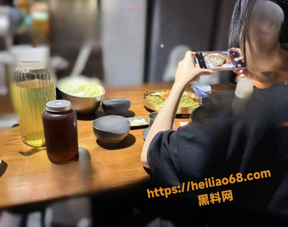 兄妹乱伦做爱视频15