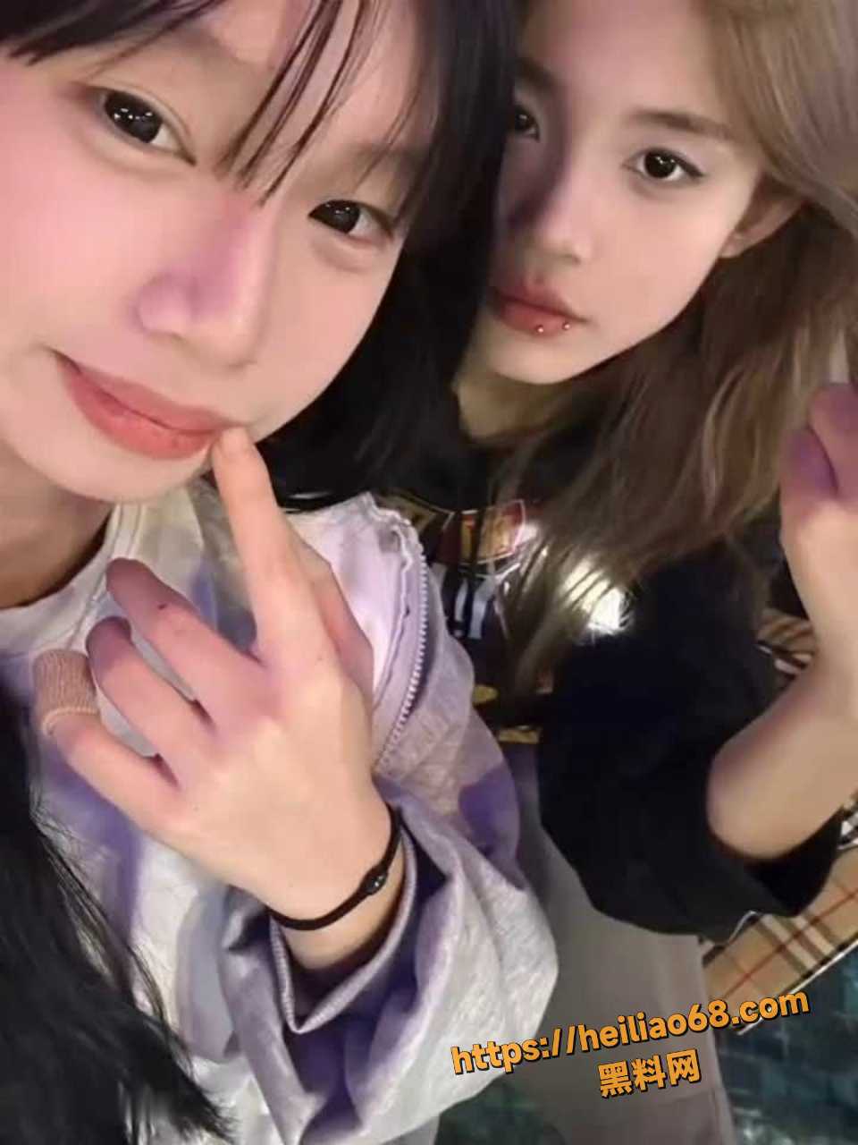 上海科技大学林佳琪浴室自拍泄密4