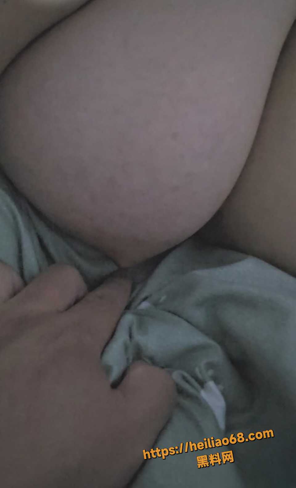 老姨主动和我视频做爱11