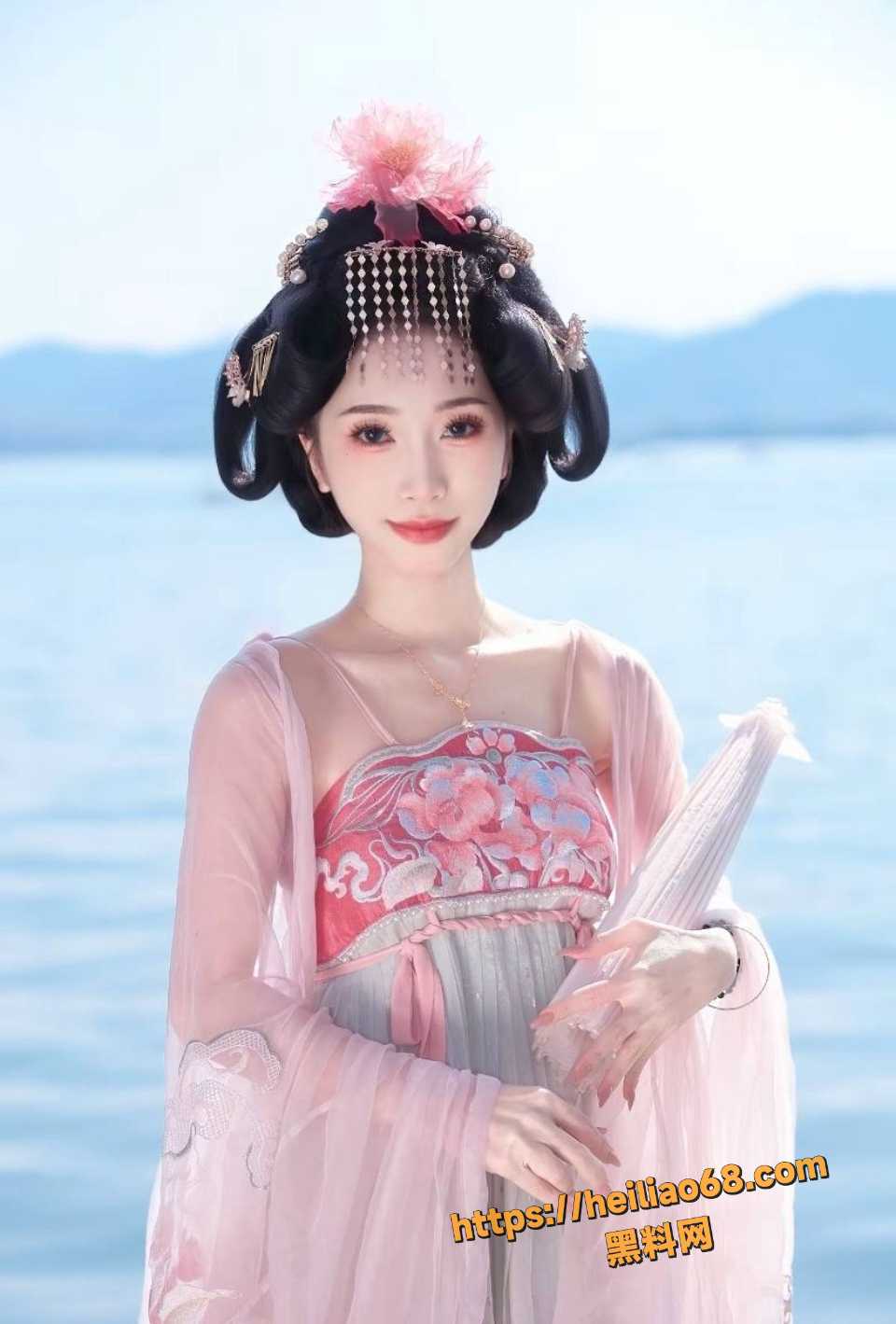 抖音不知名揉奶诱惑视频曝光2