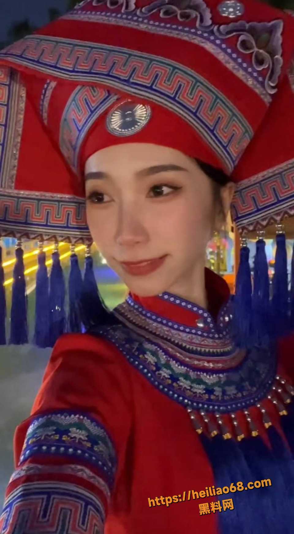 抖音网红不知名付费定制福利流出3