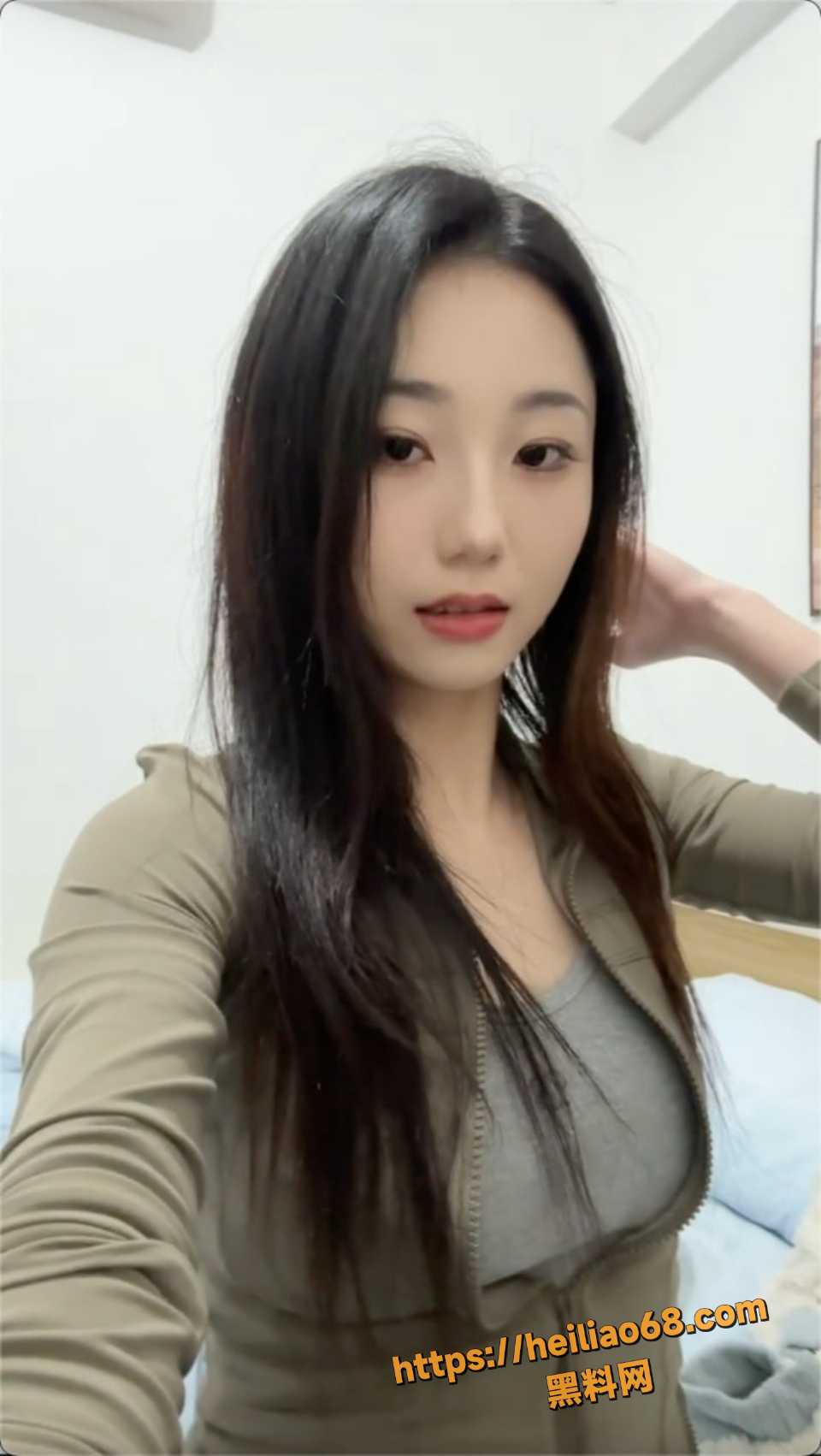 上海周乔楠私密自慰福利曝光3