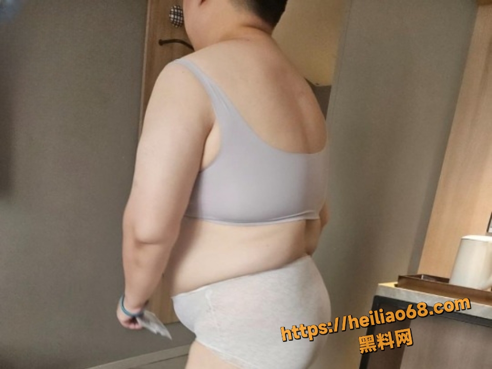巨乳32