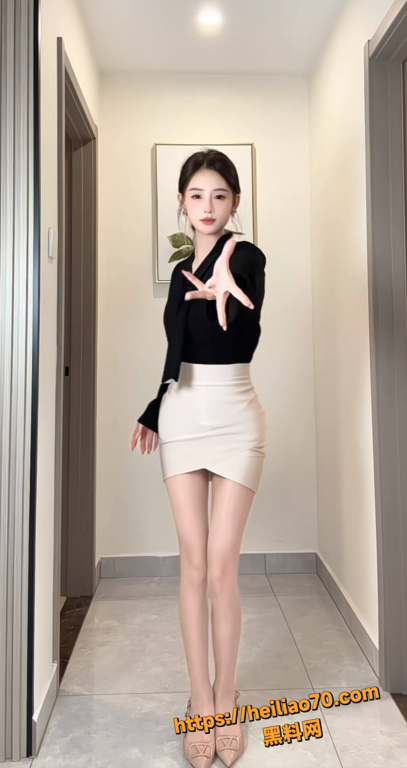 美乳翘臀5