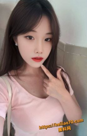 汪可馨道具自慰视频2