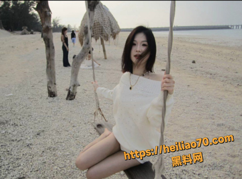 快手爆火pk主播 是苏不是苏的女徒弟 富小春 早期精神小妹黑历史流出 