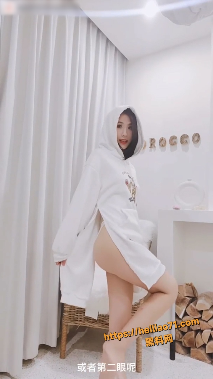 proudfox模特内部视频2