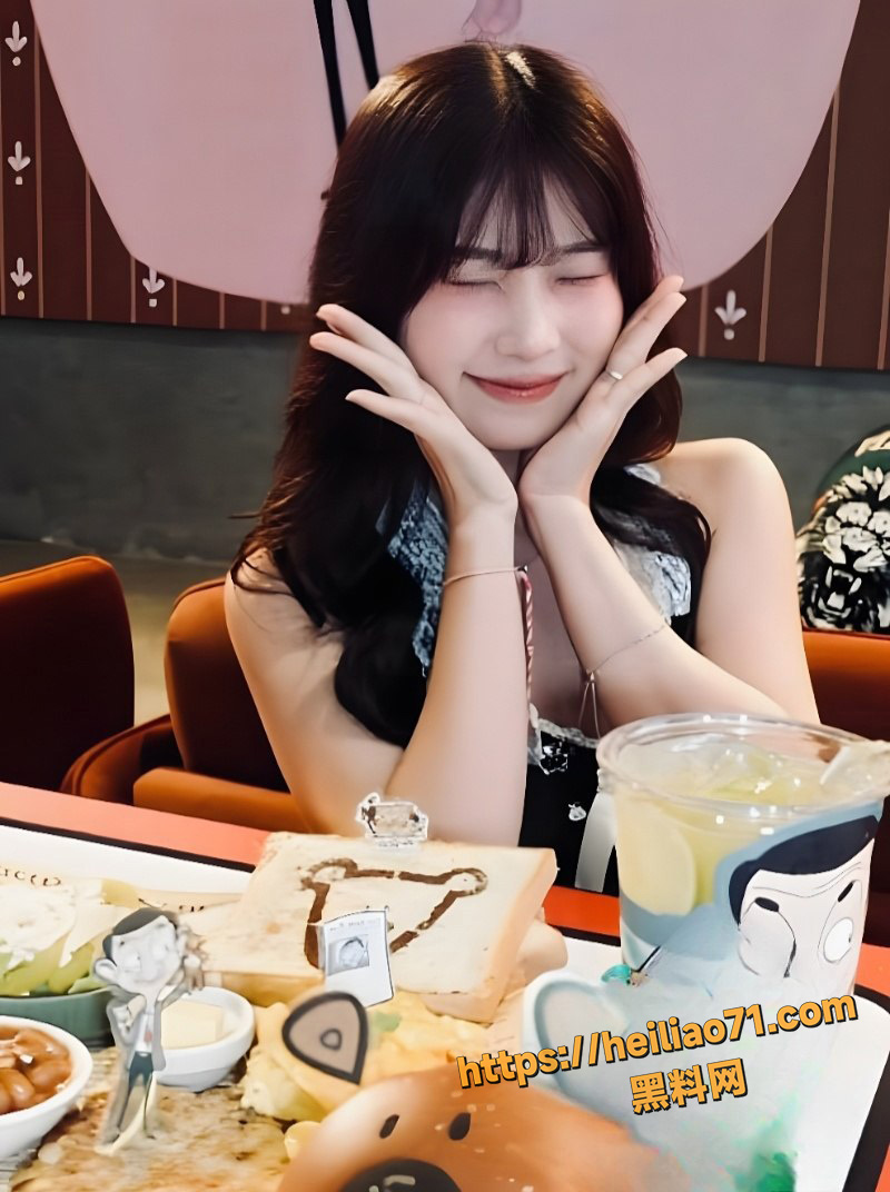 抖音网红陈瑞曦4