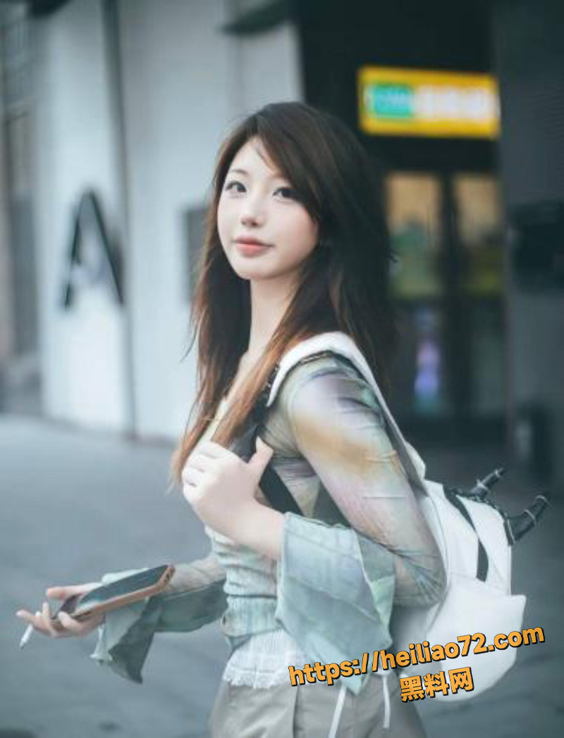 杨博睿睡粉丝视频2