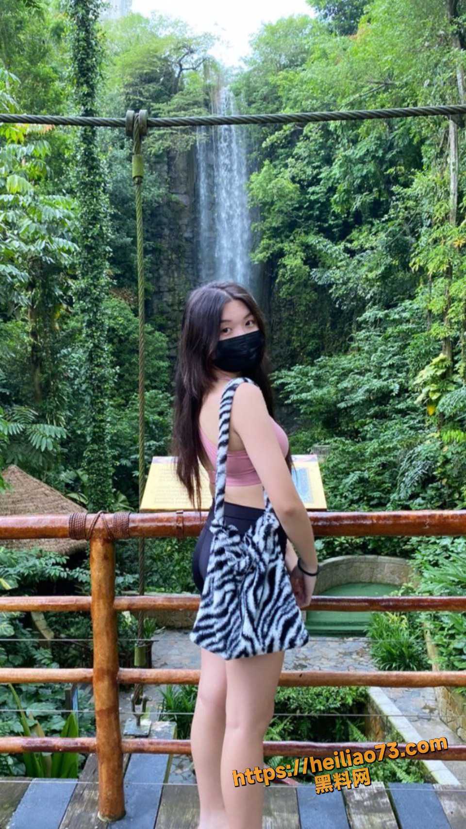 巨乳学生妹与学长后入性爱视频流出 4