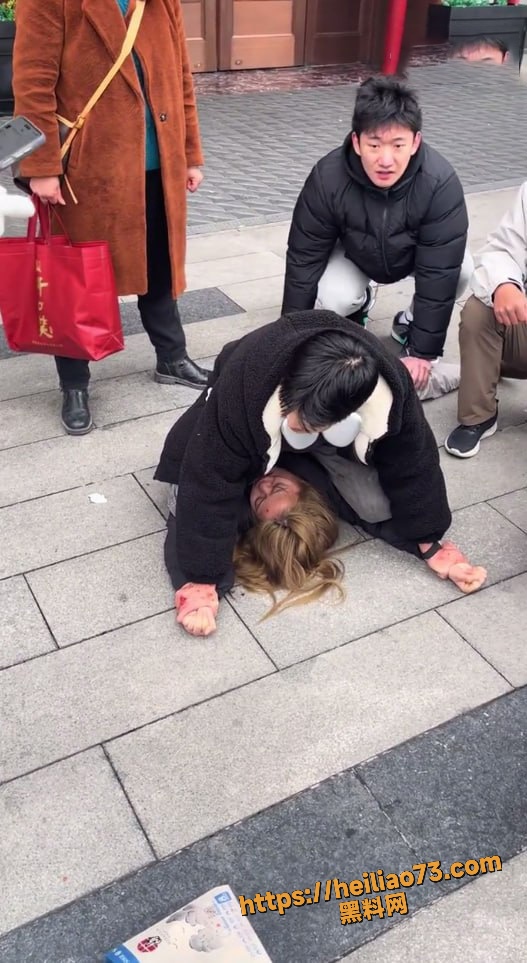 劝架