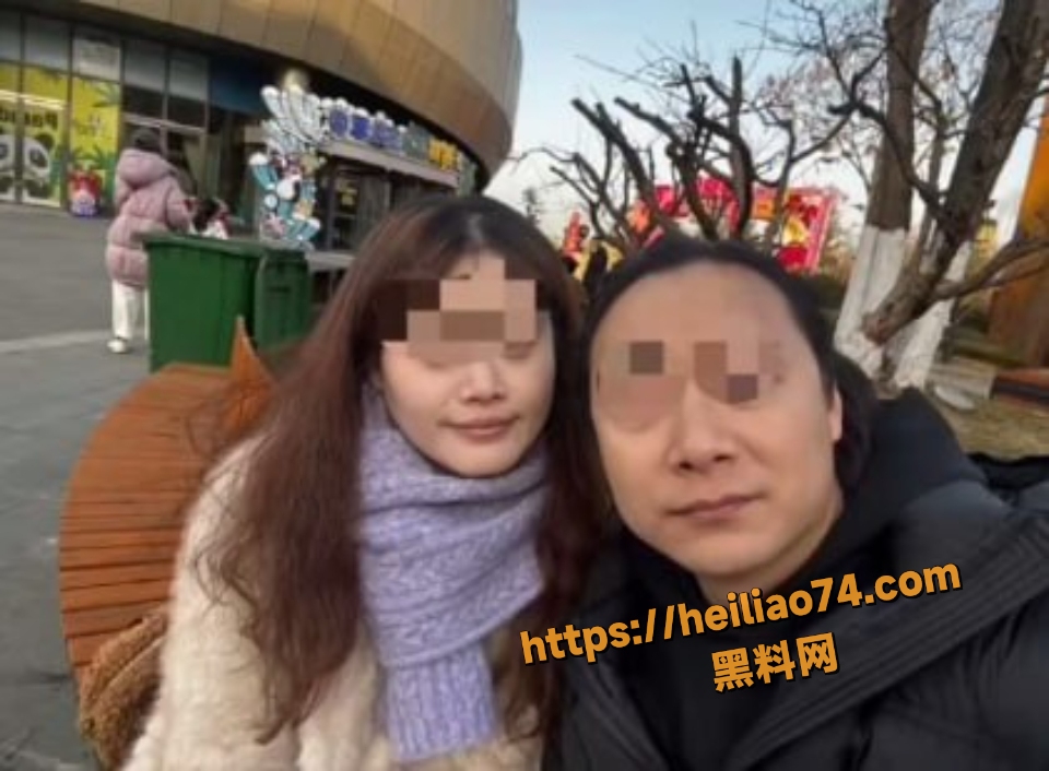 渣男老公与小三亲密照黑料1