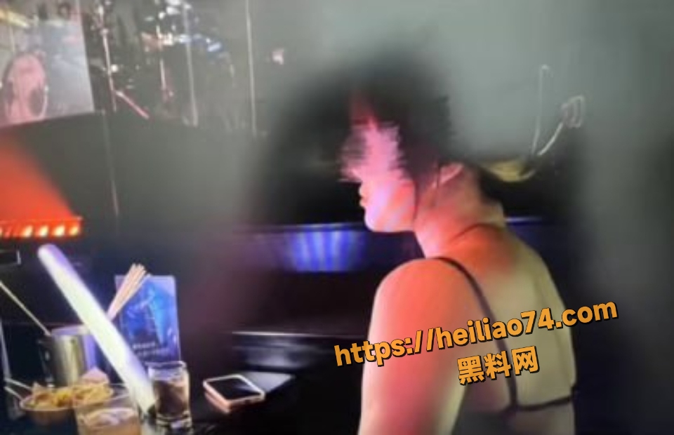 渣男老公与小三亲密照黑料2