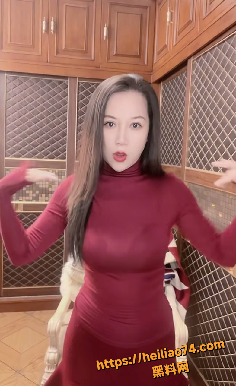 睿睿的小马甲骚舞视频3