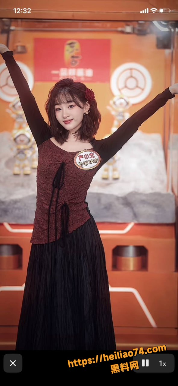 美乳翘臀30