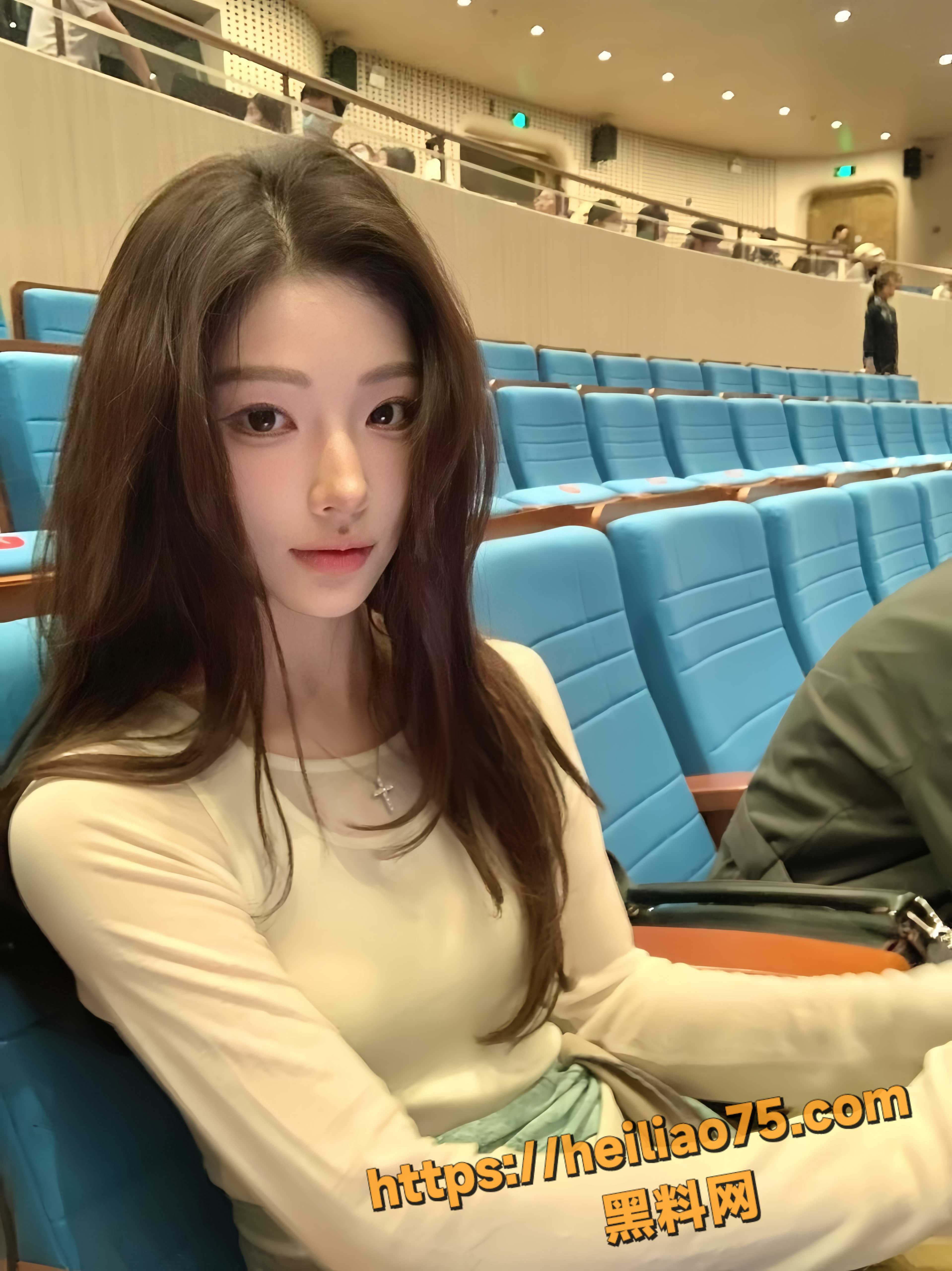 纹身哥约炮模特视频2