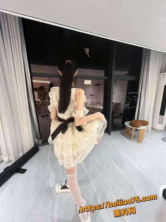 意淫自己妹妹96100集15