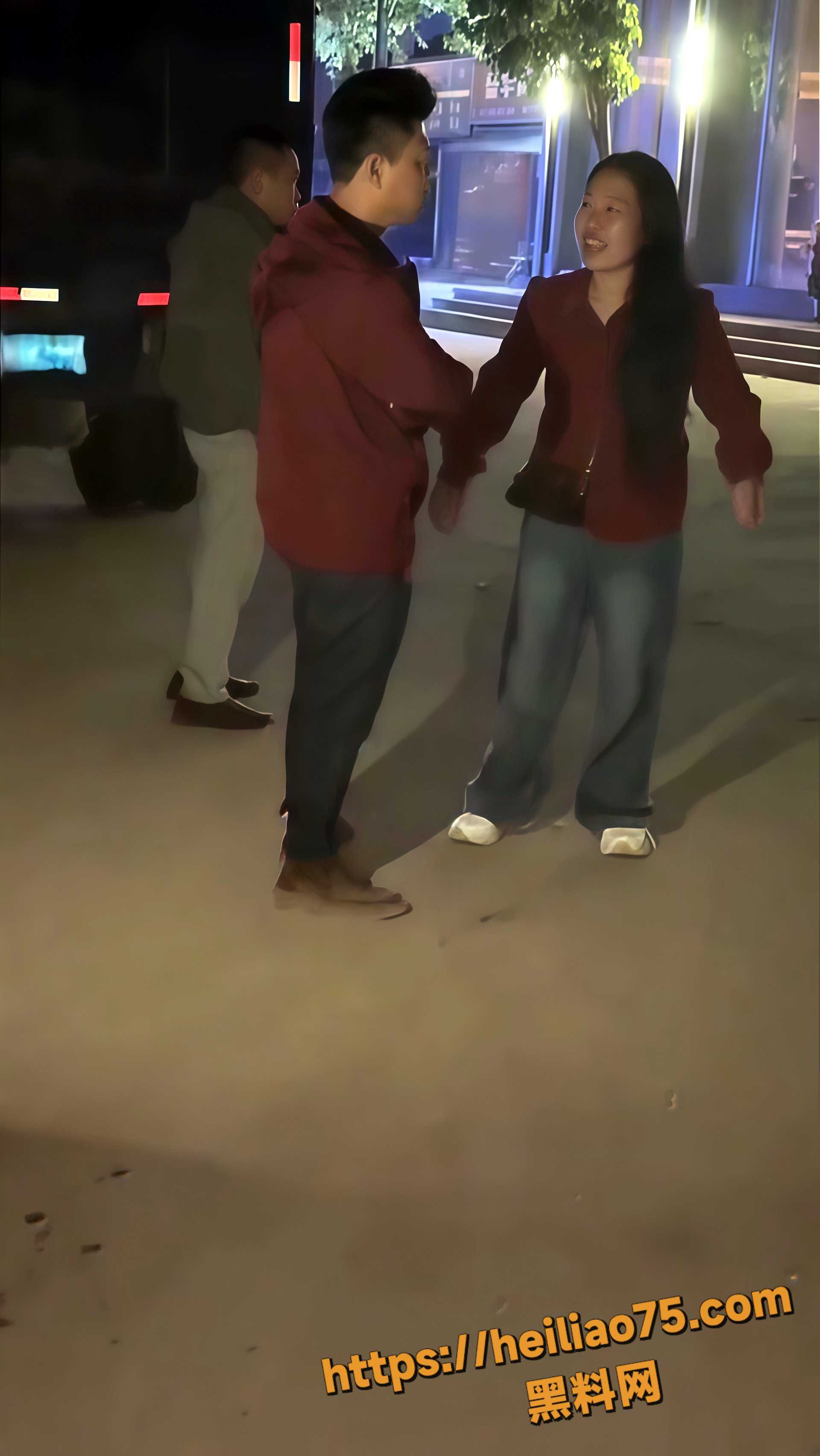 广西钦州出轨现场视频1