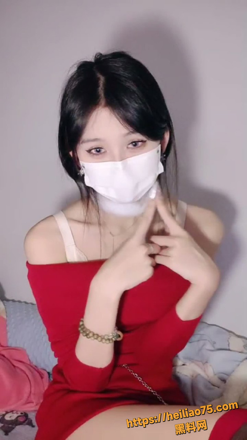 小猫甜妹自慰视频