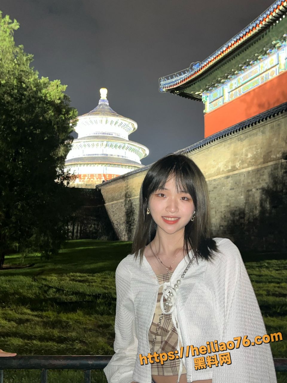 学生妹被金主包养