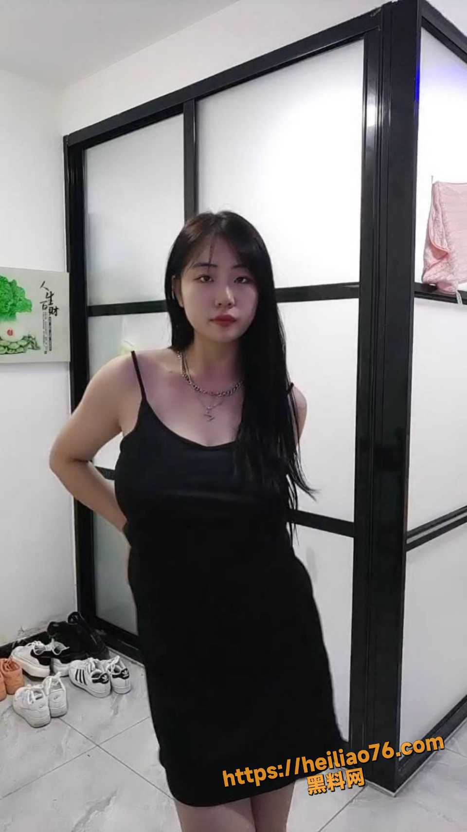 紫惜姐姐裸舞视频流出1