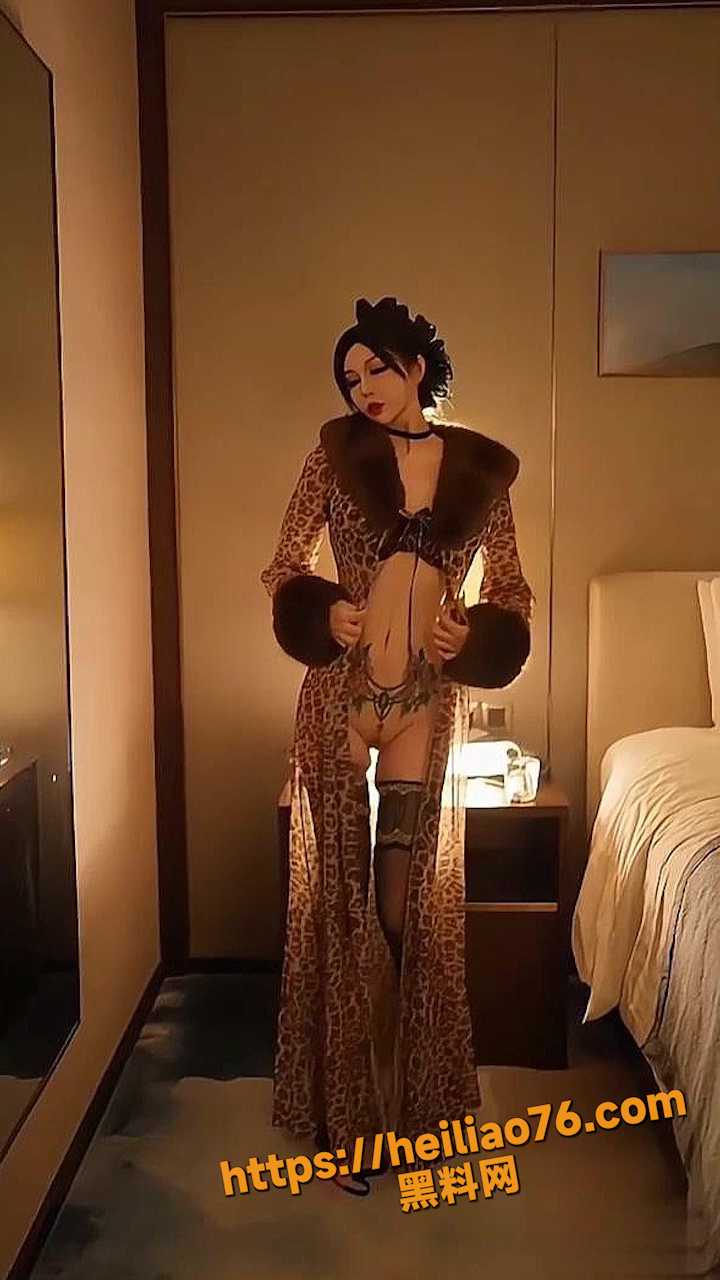 模特田冰冰情趣写真3
