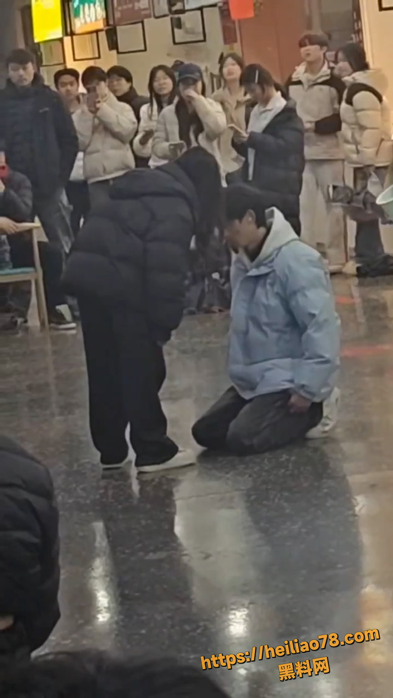 脚踏多条床