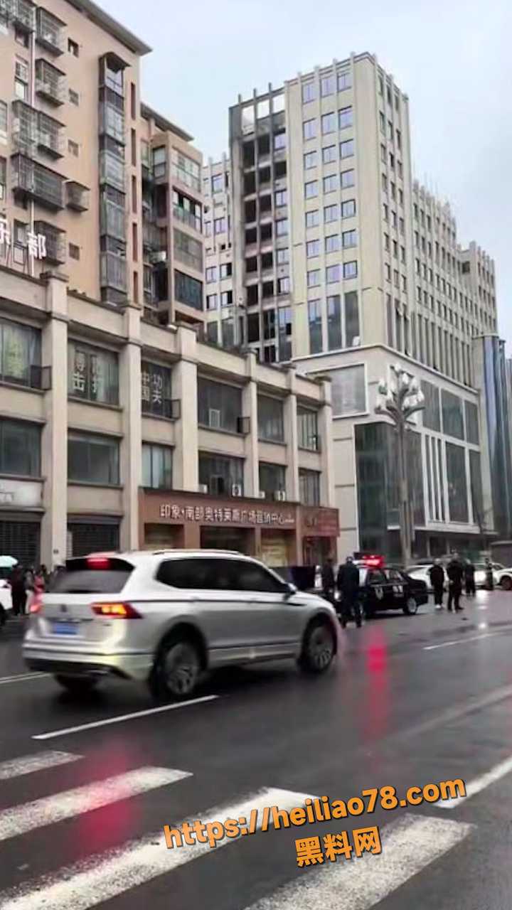 四川省南充市车祸现场1