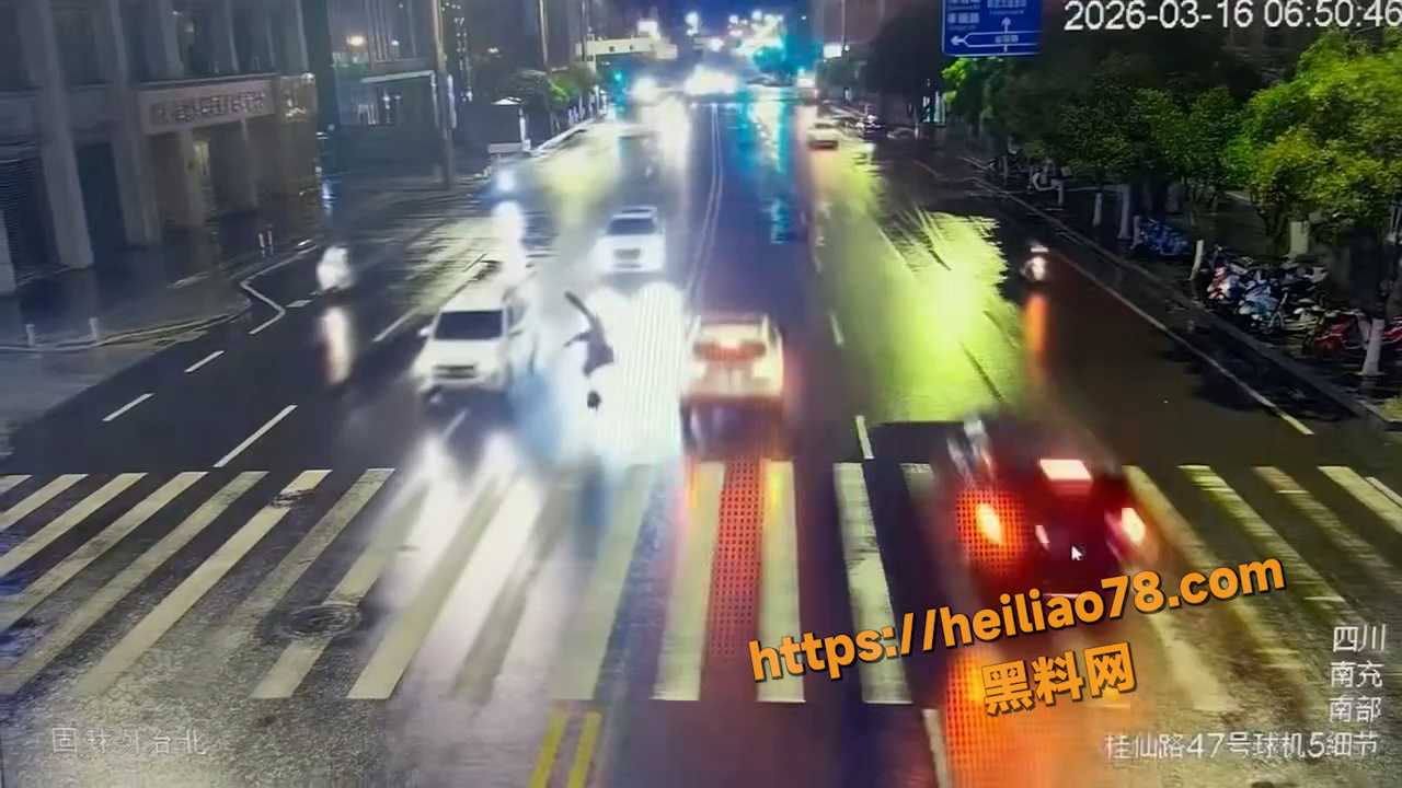 四川省南充市车祸现场2
