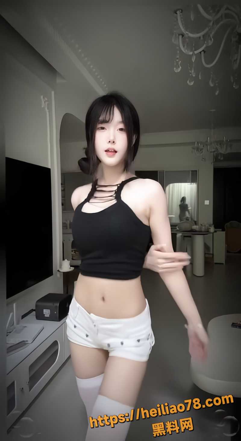 金主付费一对一裸聊自慰3