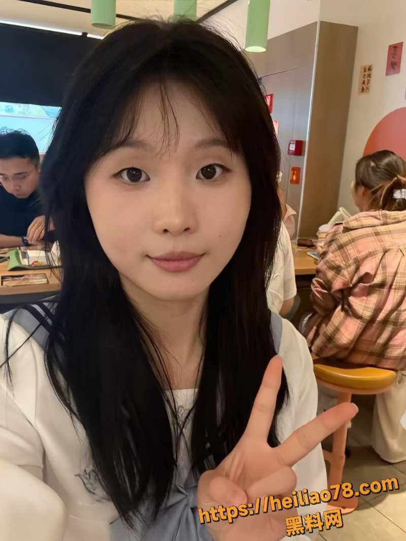 高颜值大四班花学姐韩菲菲3