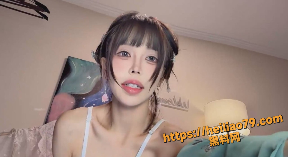 Stripchat古风主播Kiraa00511