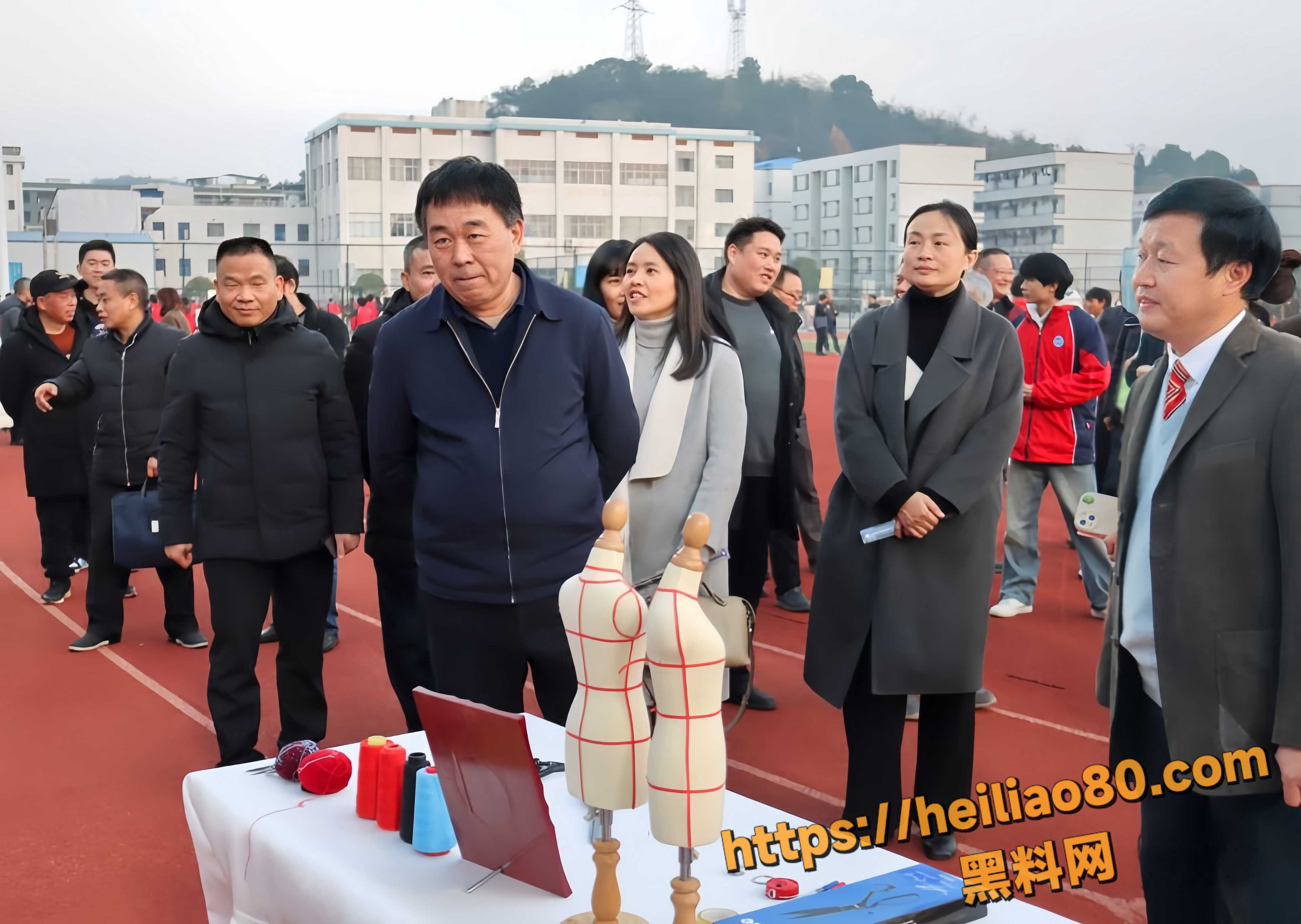 95后女教师贩卖淫秽视频 19