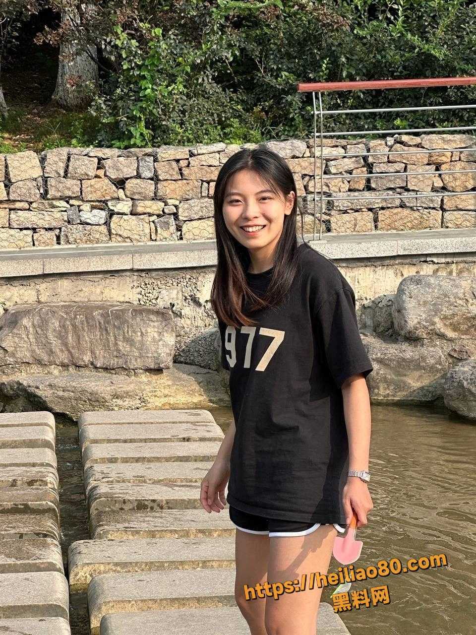 高颜值美女卢绘旭黑料曝光2