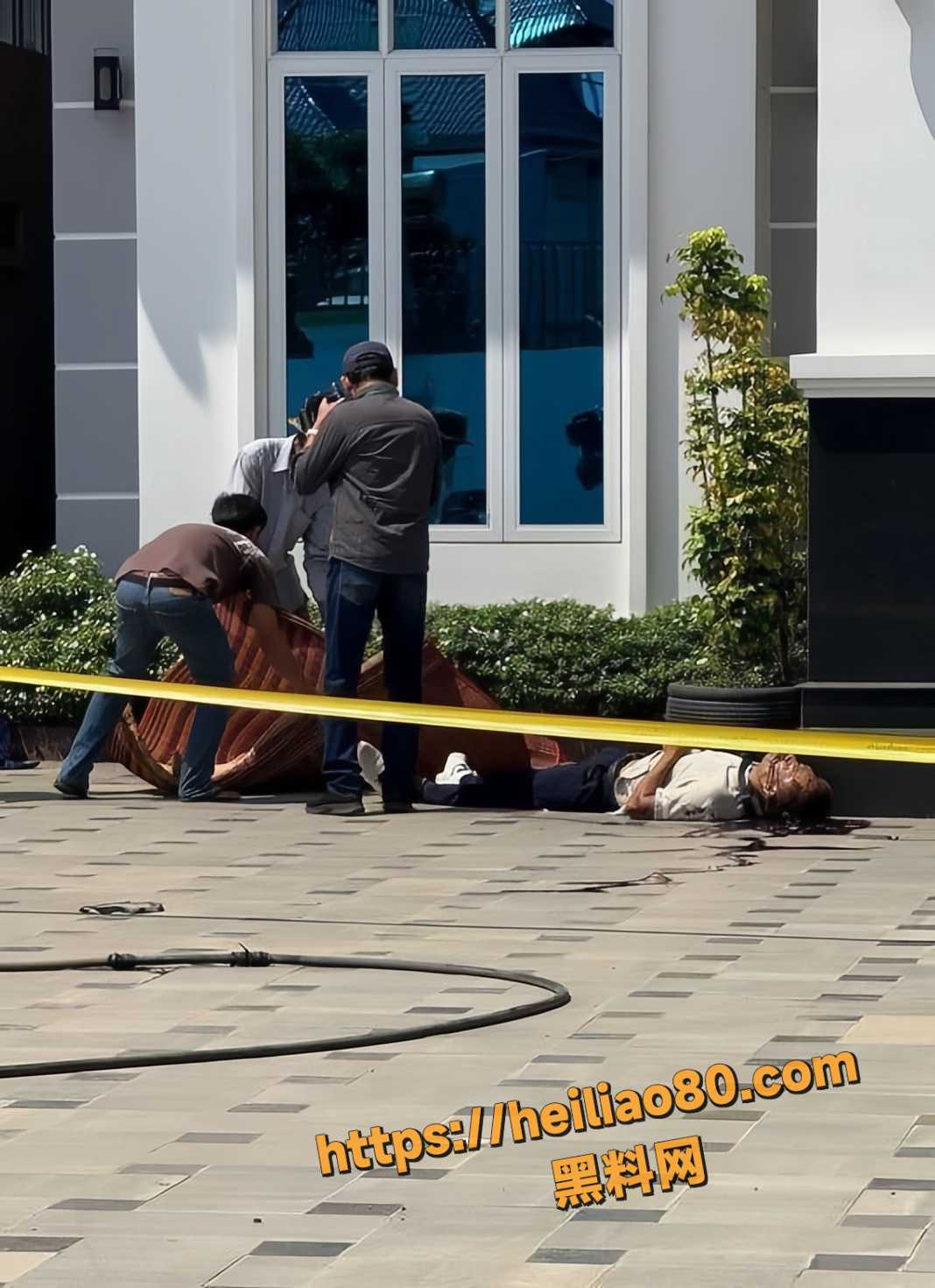 男子枪杀妻子及情人2