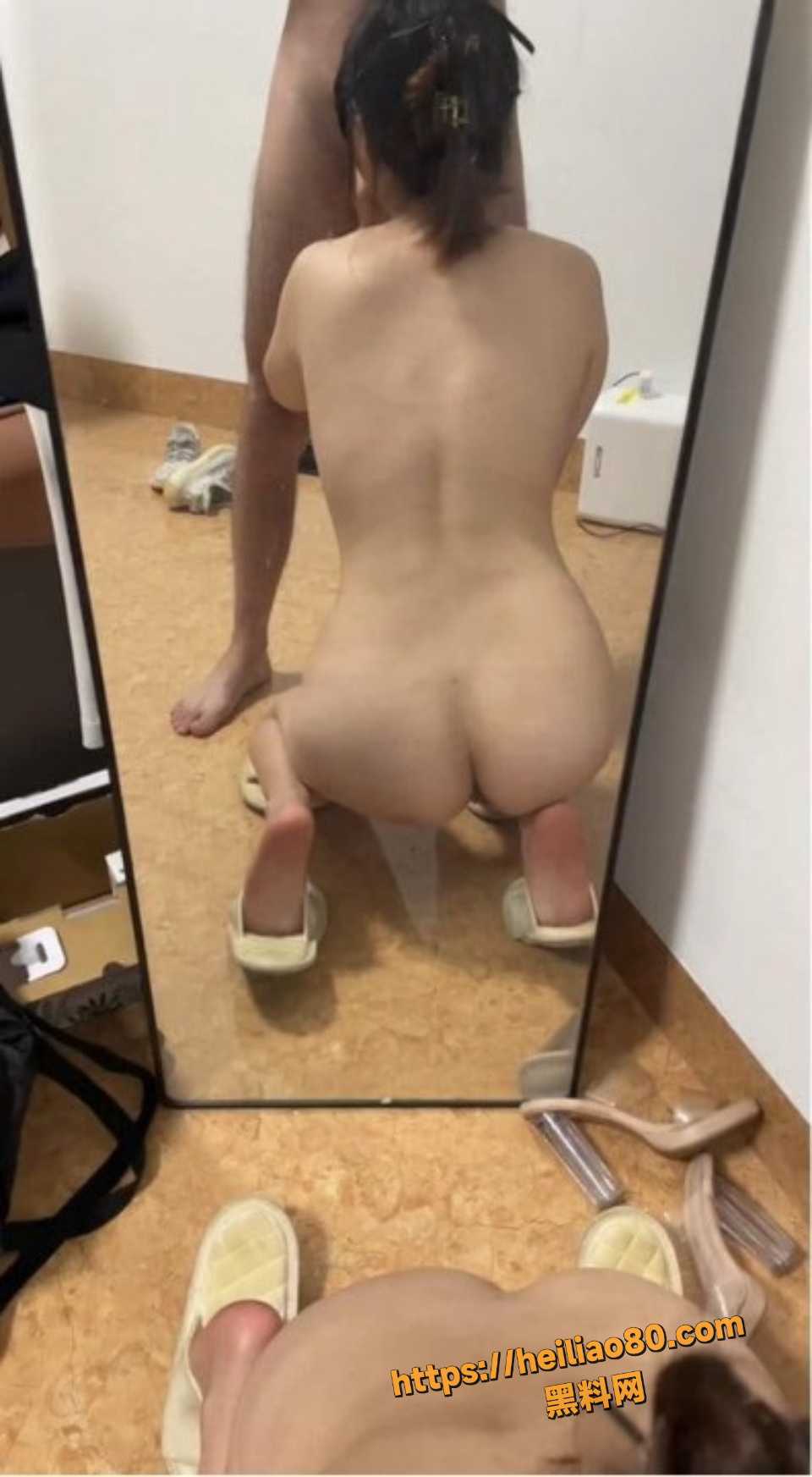妈妈的丰乳肥臀性爱视频11