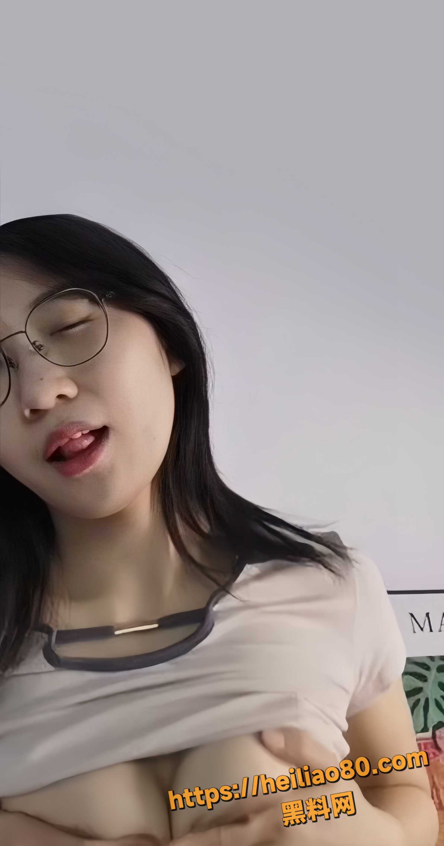 学妹李秋琪裸聊视频2