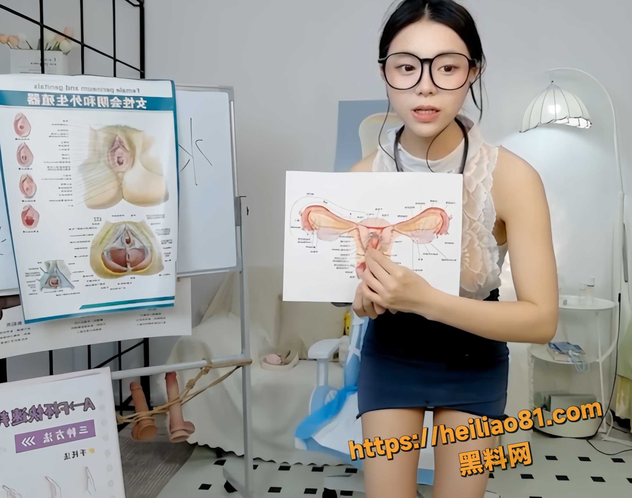 cosplayLiLi自慰视频2