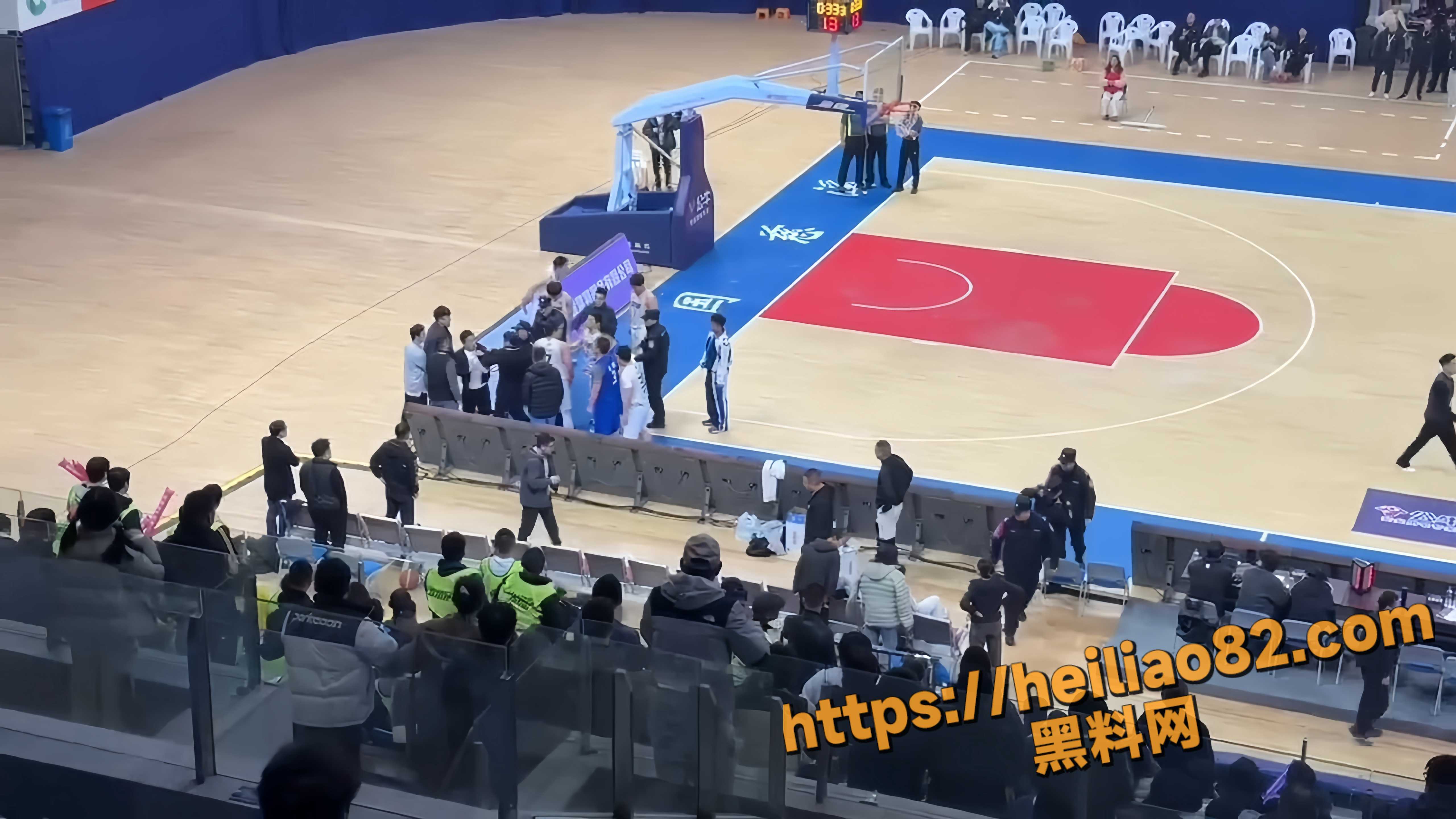篮球赛冲突视频3