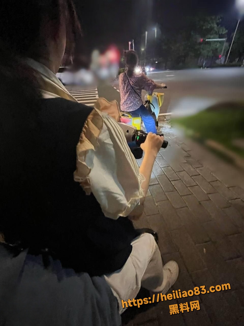 意淫自己妹妹19